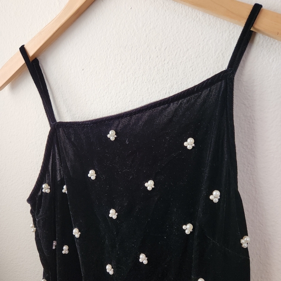 Urban Outfitters UO Slip Dress Women's Pearl Beaded Velvet Midi Black‎ Size 12 - Picture 6 of 12